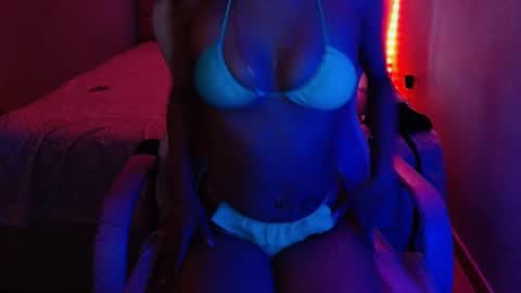 Snapshot of kendallrush2 chatting on 16, 2, 2025 Kendall Rush online show from 16, 2, 2025