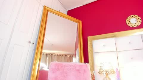 Kendal  online show from 13, 1, 2025