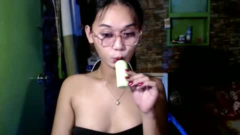 Snapshot of kendalxx69 chatting on 24, 1, 2025 kendalxx69 online show from 24, 1, 2025