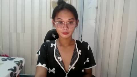 Snapshot of kendalxx69 chatting on 4, 3, 2025 kendalxx69 online show from 4, 3, 2025