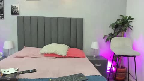 Snapshot of kendra_london chatting on 6, 2, 2026 Kendra London online show from 6, 2, 2026