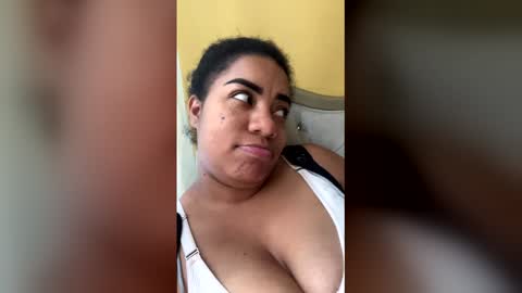 Mamasita online show from 15, 4, 2026