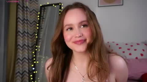 Snapshot of kendraedger chatting on 1, 5, 2026 Kira online show from 1, 5, 2026
