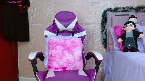 KENDRAPOTTER online show from 13, 12, 2025