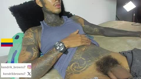 Snapshot of kendrik_brown chatting on 6, 6, 2026 kendrick brown online show from 6, 6, 2026