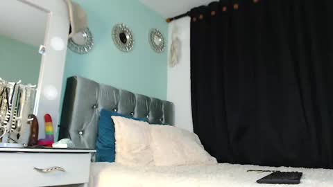 Chriss Morales online show from 8, 2, 2025