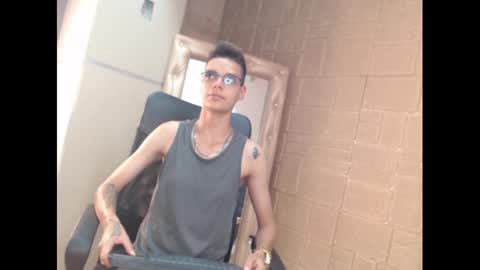 kenn_boy_ online show from 27, 1, 2025