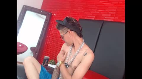 kenn_boy_ online show from 4, 2, 2025