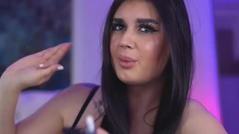 Snapshot of kenndramoon chatting on 6, 11, 2025 Kendra online show from 6, 11, 2025