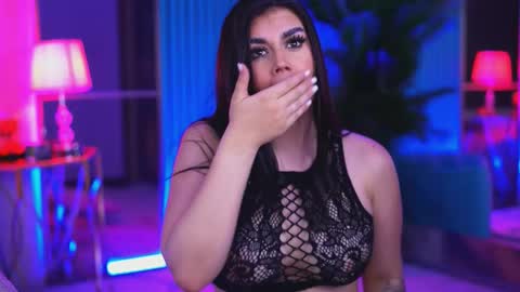 Snapshot of kenndramoon chatting on 8, 11, 2025 Kendra online show from 8, 11, 2025