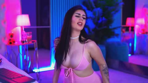 Snapshot of kenndramoon chatting on 20, 12, 2025 Kendra online show from 20, 12, 2025