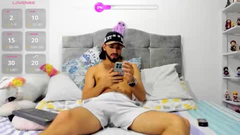 Snapshot of kenny_jackson_2025 chatting on 12, 2, 2026 kenny and Ian online show from 12, 2, 2026