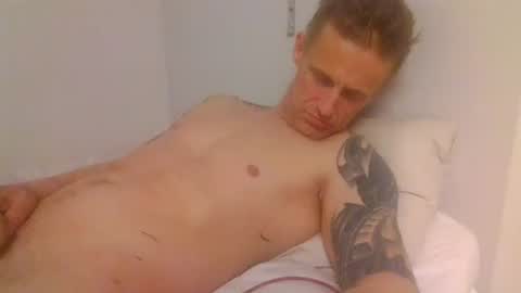 Snapshot of kennyboyk chatting on 22, 5, 2026 kennyboyk online show from 22, 5, 2026