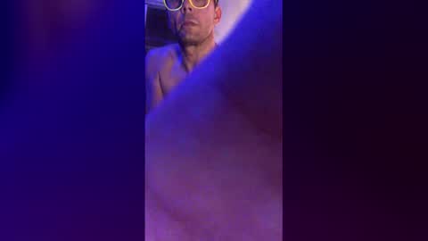 Snapshot of kennyburns089 chatting on 2, 2, 2026 kennyburns089 online show from 2, 2, 2026