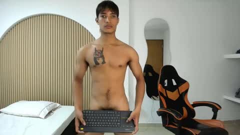 Snapshot of kenshi_roa chatting on 25, 4, 2026 kenshi_roa online show from 25, 4, 2026