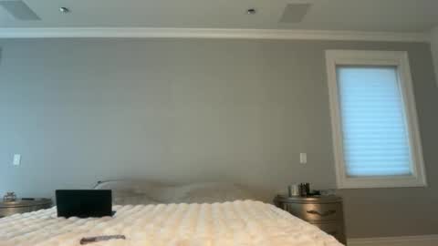 kenziesmithh online show from 20, 11, 2025