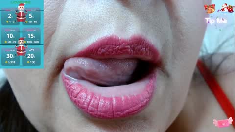 Snapshot of kerly_doll chatting on 31, 12, 2024 K E R L Y online show from 31, 12, 2024