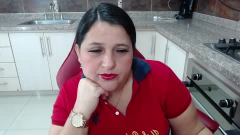Snapshot of kerly_doll chatting on 15, 1, 2025 K E R L Y online show from 15, 1, 2025