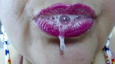 Snapshot of kerly_doll chatting on 18, 1, 2025 K E R L Y online show from 18, 1, 2025