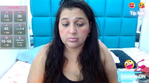 Snapshot of kerly_doll chatting on 1, 2, 2025 K E R L Y online show from 1, 2, 2025