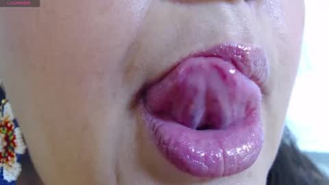 Snapshot of kerly_doll chatting on 5, 2, 2025 K E R L Y online show from 5, 2, 2025