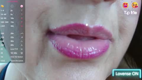 Snapshot of kerly_doll chatting on 11, 3, 2025 K E R L Y online show from 11, 3, 2025
