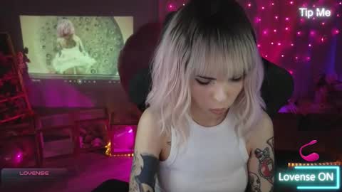 Snapshot of kerry_kirk chatting on 10, 2, 2026 Kerry online show from 10, 2, 2026