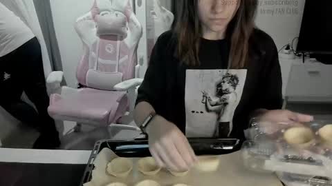 Snapshot of kesh_mne chatting on 9, 9, 2025 kesh_mne online show from 9, 9, 2025