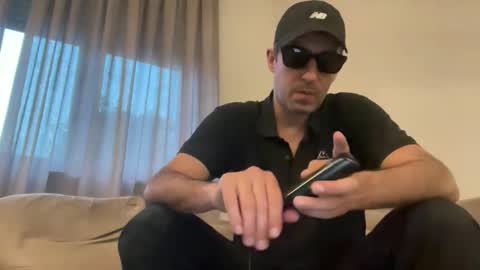 kesi8588 online show from 19, 4, 2026