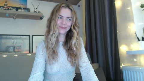 kessiecage online show from 30, 1, 2025