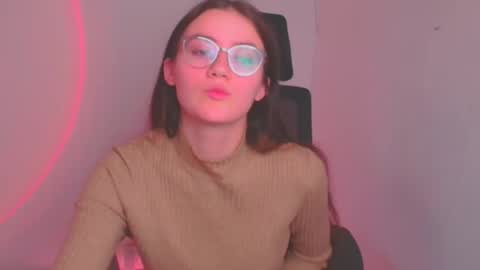 Snapshot of ketrin_pirsss chatting on 12, 12, 2024 Ketrin online show from 12, 12, 2024