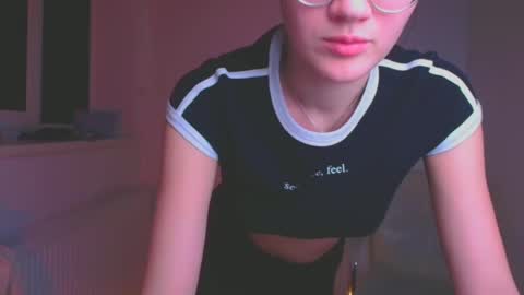 Snapshot of ketrin_pirsss chatting on 12, 1, 2025 Ketrin online show from 12, 1, 2025