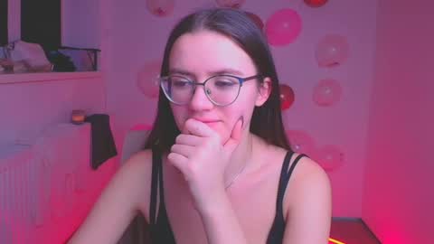 Snapshot of ketrin_pirsss chatting on 13, 2, 2025 Ketrin online show from 13, 2, 2025