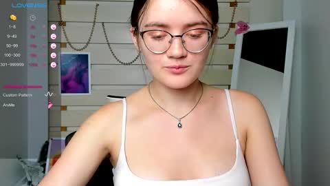 Snapshot of ketrin_pirsss chatting on 11, 9, 2025 Ketrin online show from 11, 9, 2025