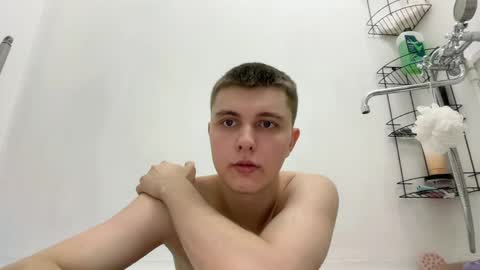Snapshot of keviinx777 chatting on 1, 4, 2026 Kevin online show from 1, 4, 2026