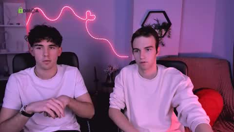 Snapshot of kevin_nix_ chatting on 2, 2, 2026 kevin_nix_ online show from 2, 2, 2026