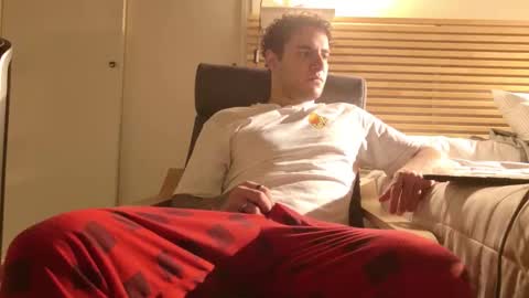 Snapshot of kevinwolf777 chatting on 3, 12, 2025 Kevin online show from 3, 12, 2025