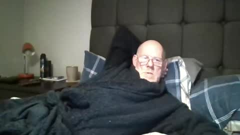 kevlooking4sez online show from 27, 2, 2026