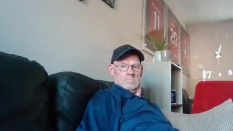 Snapshot of kevlooking4sez chatting on 12, 7, 2026 kevlooking4sez online show from 12, 7, 2026