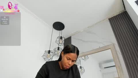 Snapshot of keyla_mejia chatting on 7, 6, 2026 Keyla online show from 7, 6, 2026