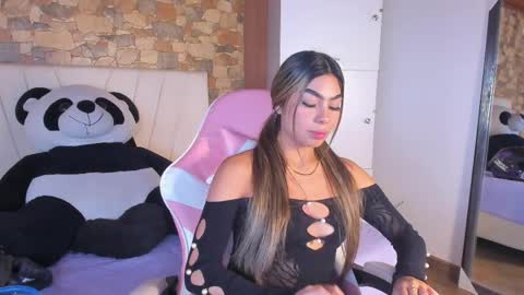 Snapshot of khaimy chatting on 13, 5, 2026 Khami online show from 13, 5, 2026
