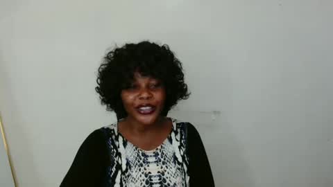 Snapshot of khaleesi7777777 chatting on 10, 3, 2025 Khaleesi online show from 10, 3, 2025