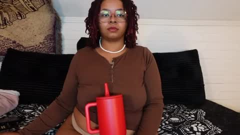 Snapshot of khayaparker chatting on 26, 4, 2026 Khaya online show from 26, 4, 2026