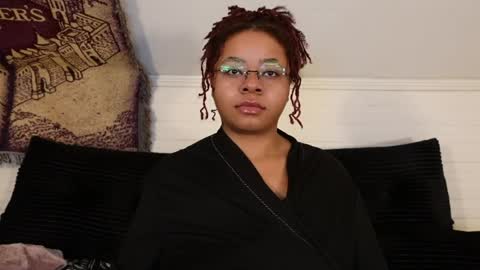 Snapshot of khayaparker chatting on 28, 4, 2026 Khaya online show from 28, 4, 2026