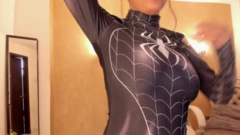 Khloe online show from 24, 1, 2025