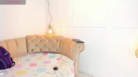 Khloe online show from 28, 2, 2025