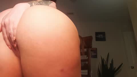 Khloe online show from 5, 11, 2025