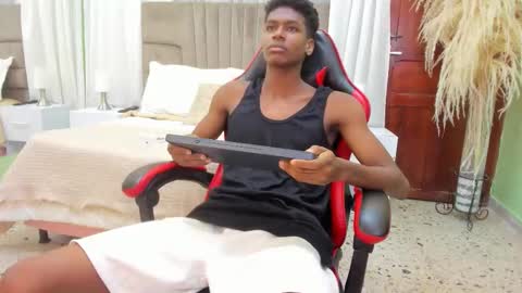 Kris Evans online show from 5, 1, 2026