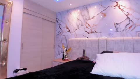    N         M online show from 29, 10, 2025