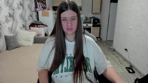 kianna_dior_ online show from 13, 11, 2025